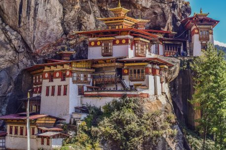Viaggio avventuroso monastero di Taktsang
